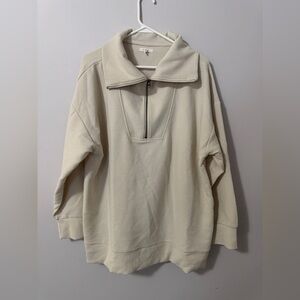 Maurices Women's Cream Zip-Up Sweater in Great Condition
